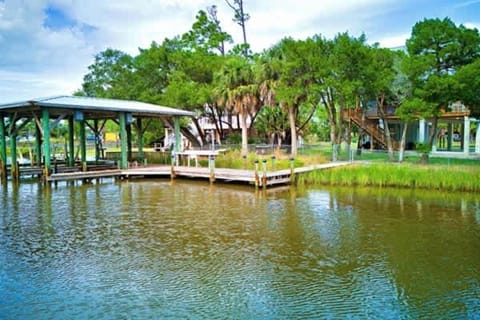 Tagged Out Canal Front Dock 3 bedroom 2 bath House in Saint George Island