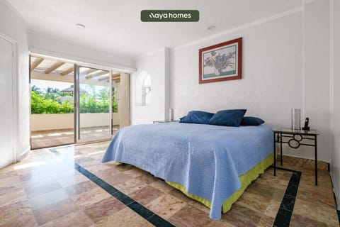 Amazing House -Private Pool - Tennis - Paddle Cour House in Acapulco