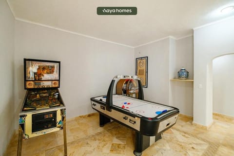 Amazing House -Private Pool - Tennis - Paddle Cour House in Acapulco