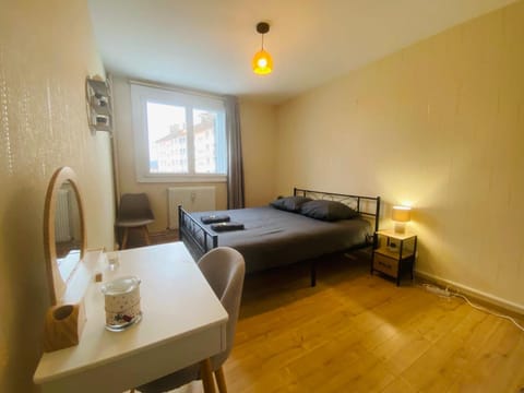 Appartement neuf 8 prsn Garage & Terrasse privée Apartment in Besançon