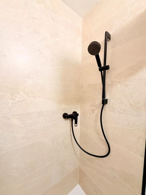 Appartement neuf 8 prsn Garage & Terrasse privée Apartment in Besançon