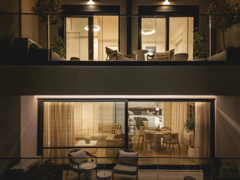Property building, Night, Balcony/Terrace