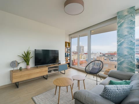 TV and multimedia, View (from property/room), Balcony/Terrace, Living room