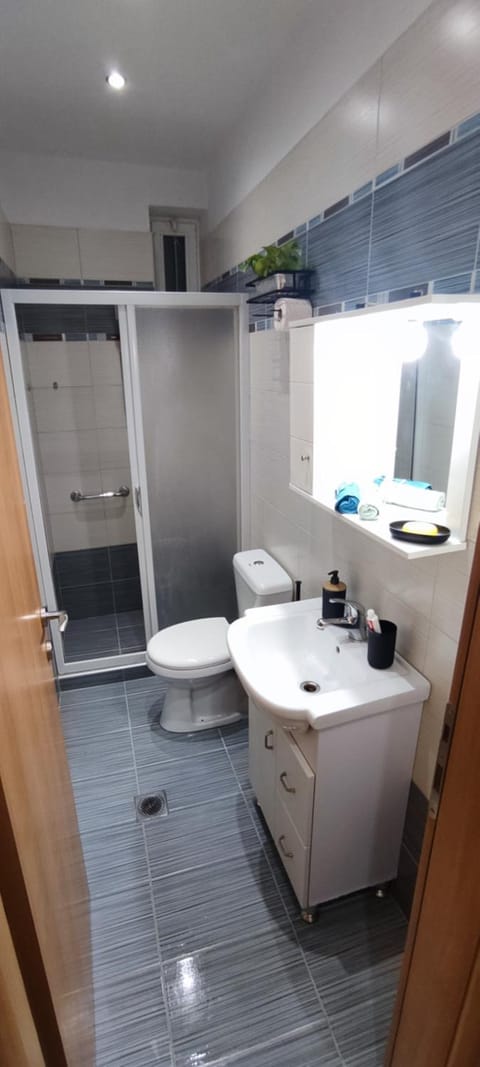 Shower, Bathroom, heating