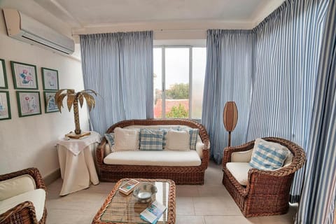 Lemon Home Apartment in Olbia