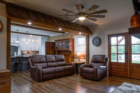 Currahee Manor House in Toccoa