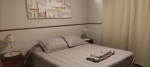 Bedroom, towels