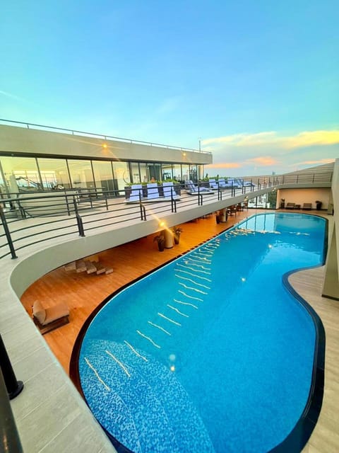Pool view, Swimming pool