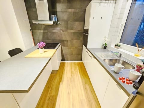 Urban Calm 2BR Apartment with parking space Apartment in Luxembourg