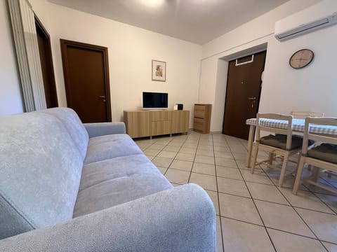Living room, kitchen