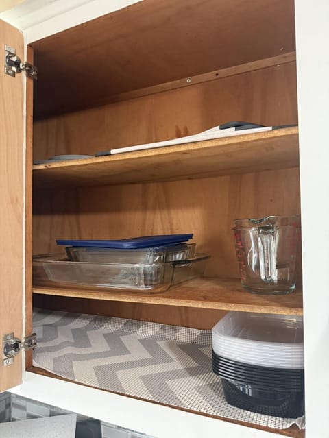 Akron 2 Bed 1 Bath Mountain Oasis Dog Friendly Apartment in Springfield Township