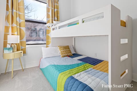 City View Loft Apartment in St Joseph