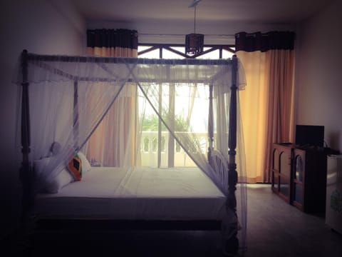 Day, Photo of the whole room, Bedroom