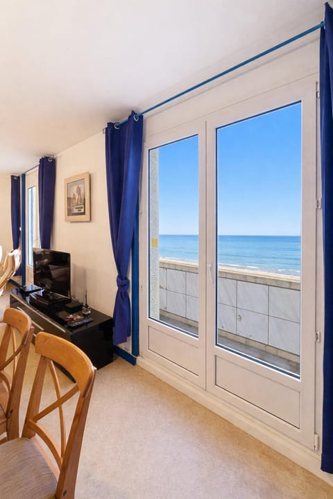 Le Phare de Clement Tout confort Vue Mer Apartment in Bray-Dunes