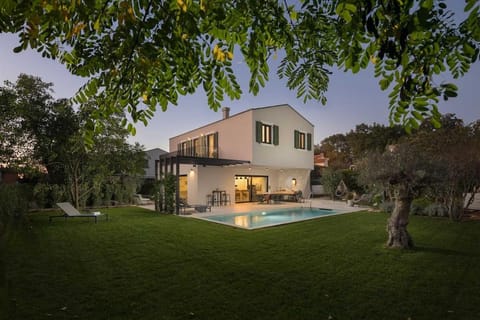 Luxury Holiday Villa Mapejana by VacayVillas Villa in Poreč