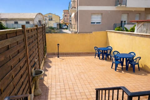 Pacific Blue - Affittacamere Bed and Breakfast in Porto Recanati