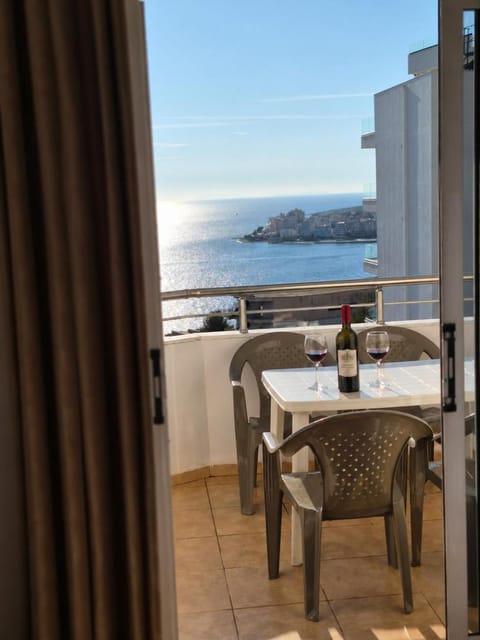 Day, View (from property/room), Balcony/Terrace, Seating area, Sea view