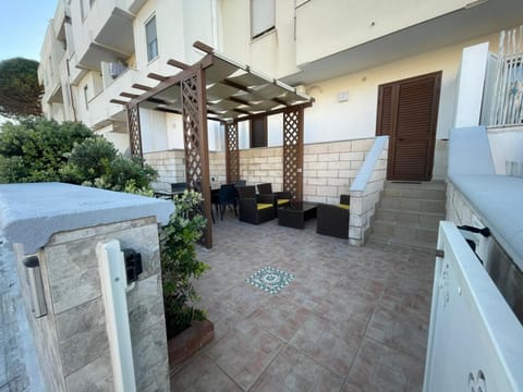 Property building, Patio, Day