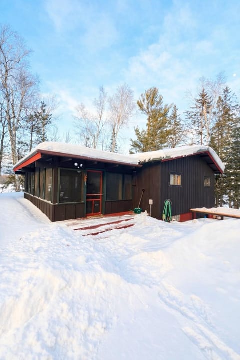 The Hidey-Ho cabin Cabin in Spider Lake