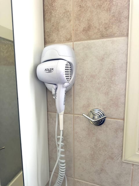 Antonios' Yard Apartment in Corfu