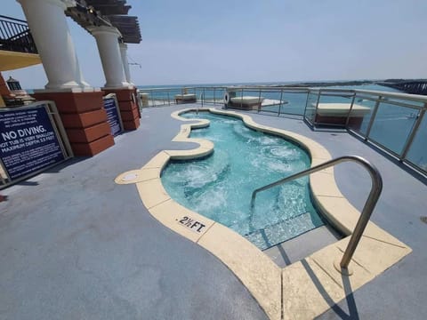 Where the Harbor Wakes For 6 House in Okaloosa Island