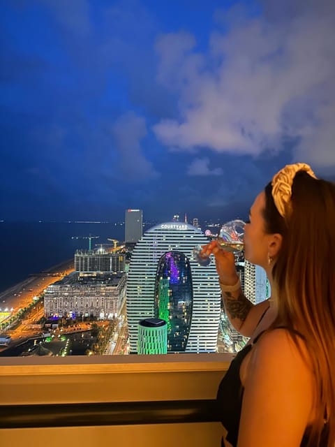 Night, People, Natural landscape, Bird's eye view, City view, Sea view, group of guests