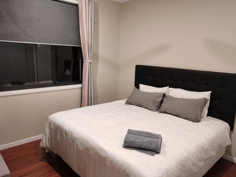 Bed, Photo of the whole room, Bedroom, VIP