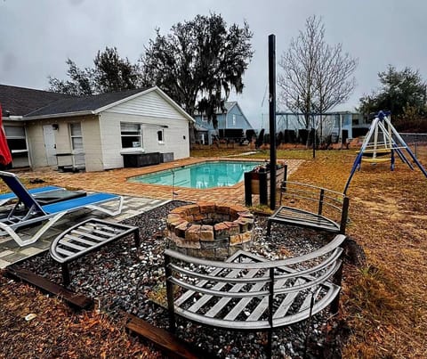 Charming Private Suite Near Scenic Trails Apartment in Clermont