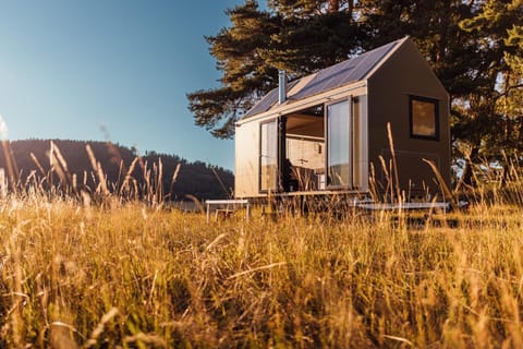 Property building, Natural landscape