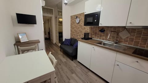 Restituta Cozy Home Apartment in Cagliari