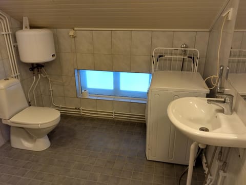 Navy Condo for 6, free parking Apartment in Turku