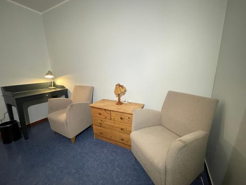 Laplanders room 4 Motel in Kiruna