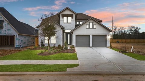 Zahra ZH Villa in Harris County