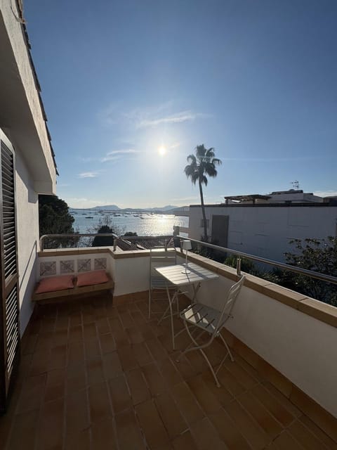 View (from property/room), Balcony/Terrace, Sea view