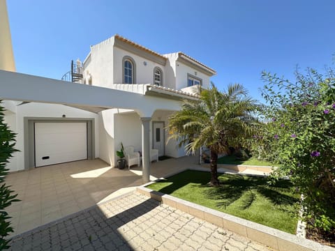 Property building, Garden, Garden view