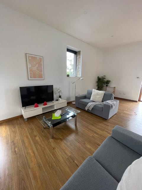 Modern refine home House in Bellerive