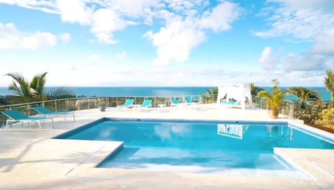 Day, Natural landscape, Pool view, Sea view, Swimming pool