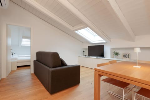 HOMEY I The Five Apartment in Trieste