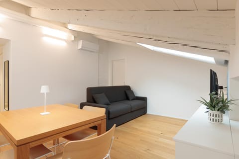 HOMEY I The Five Apartment in Trieste