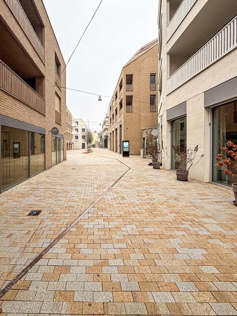 Property building, Day, Street view, Location