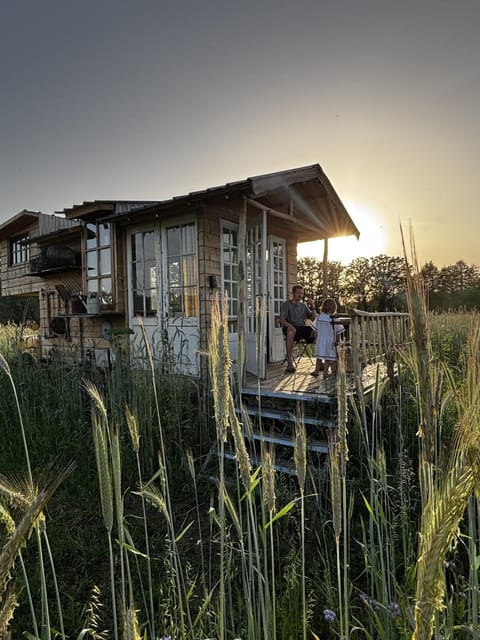 Property building, Natural landscape, Balcony/Terrace, Sunset