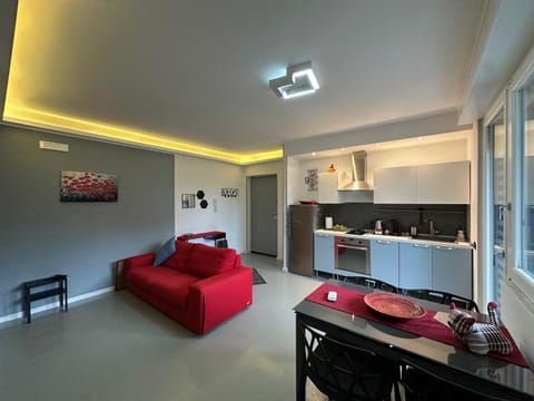 Kitchen or kitchenette, Living room, Dining area, stove