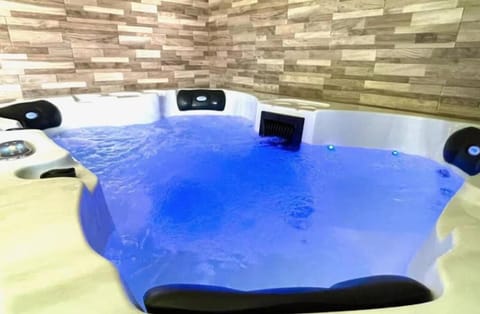Hot Tub