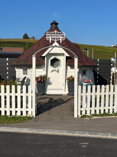 B&B Chalet Grillkota Bed and Breakfast in Schaffhausen, Switzerland