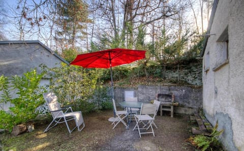 Patio, Garden, Dining area