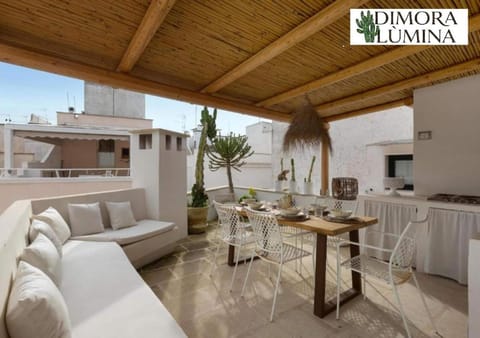 View (from property/room), Balcony/Terrace, Dining area, Evening entertainment