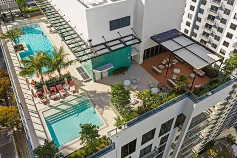 Bird's eye view, Swimming pool, sunbed