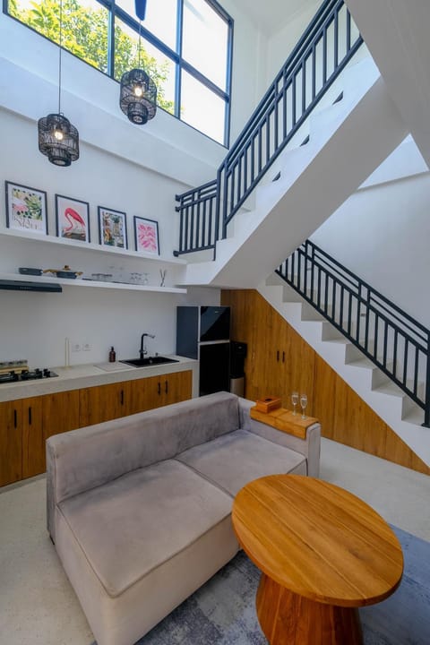 TV and multimedia, Kitchen or kitchenette, Living room, Seating area
