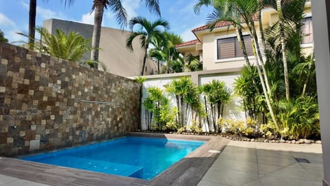 Garden, Hot Tub, Swimming pool
