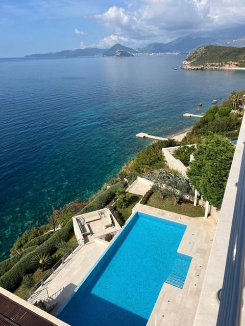 Balcony/Terrace, Beach, Sea view, Swimming pool